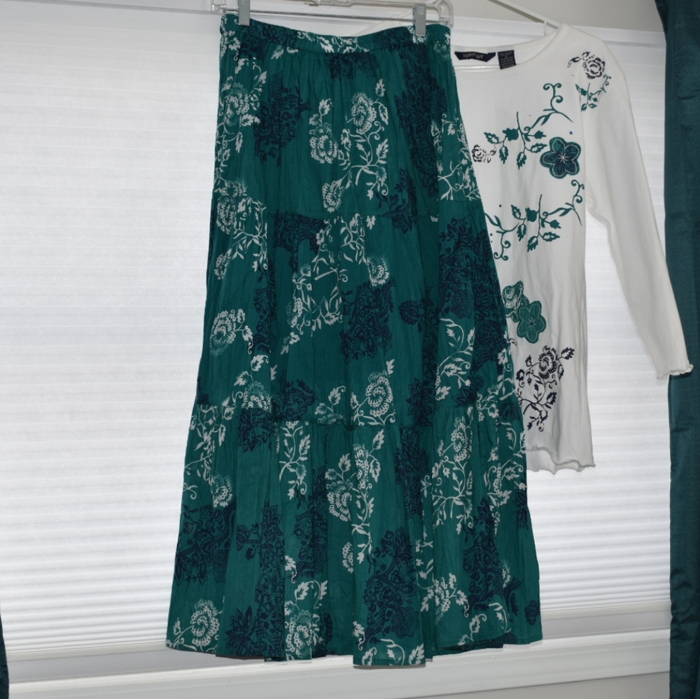 Krazy Kat 2 Piece Women Tops Skirt